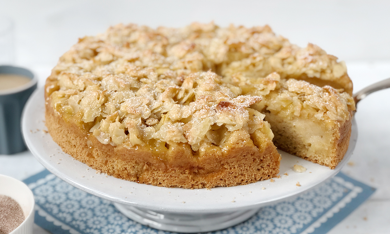 Veganer Apfelkuchen mit Mandel-Knusperhaube E5037 ret ausschnitt