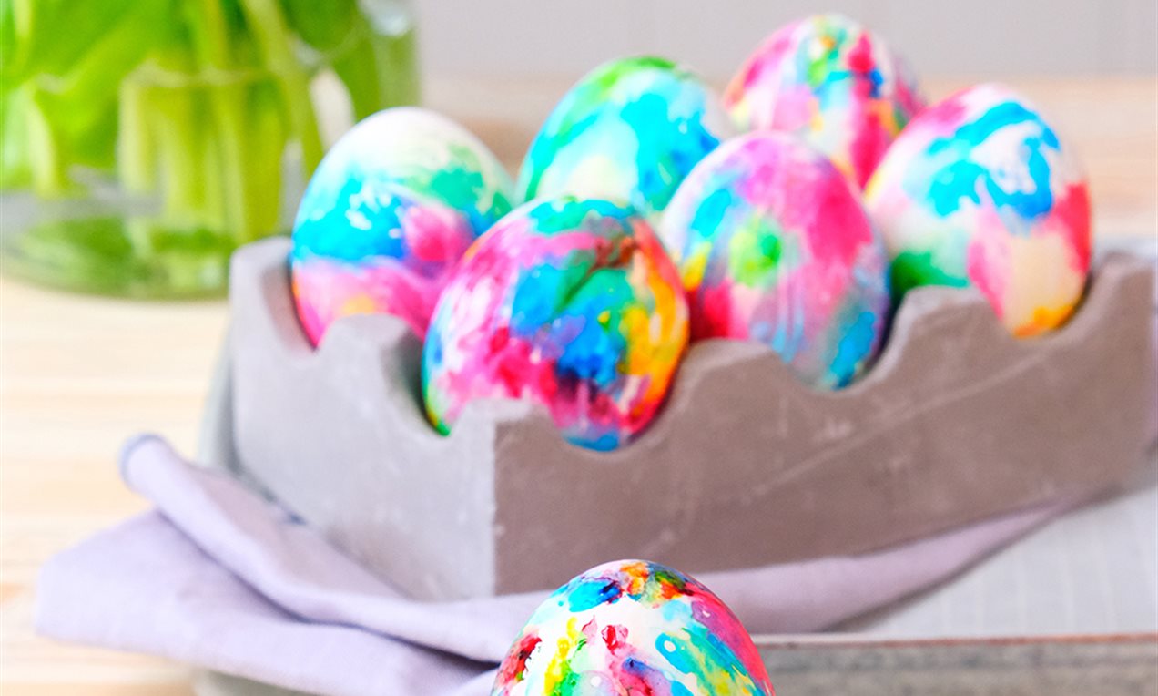 Batik Ostereier (6fbe8d67a2e147a18cce64bfdaf8b2bb)