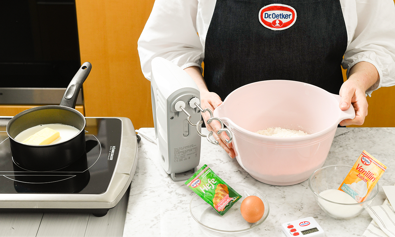 Hefeteig Zubereitung DSC7696 ausschnitt