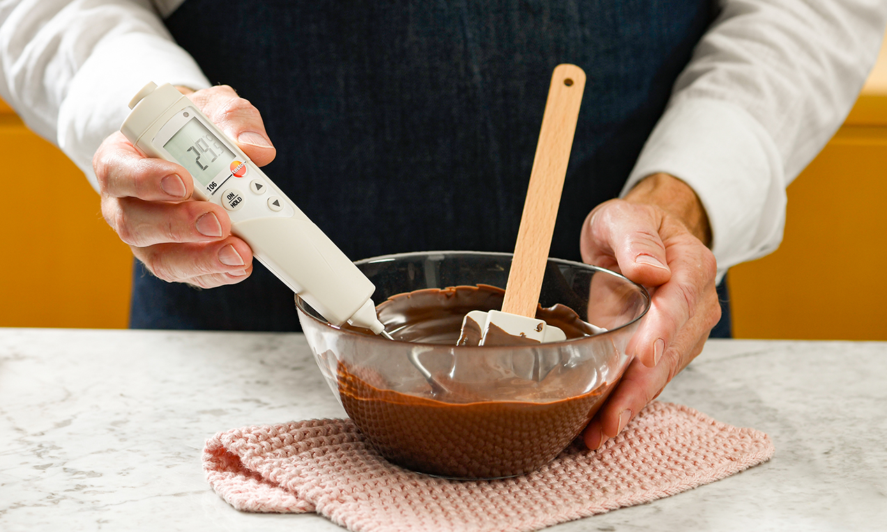 Rest Kuvertüre aufgelöst Ausschnitt DSC6659