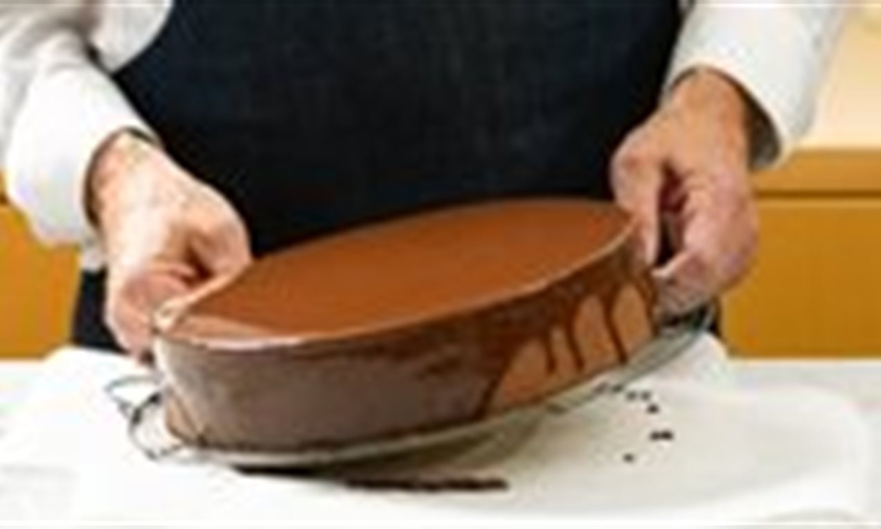Picture - Torte überziehen 2