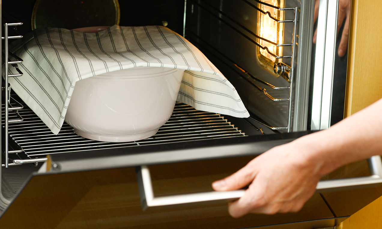 Schüssel Ofen Geschirrtuch DSC7832 ausschnitt